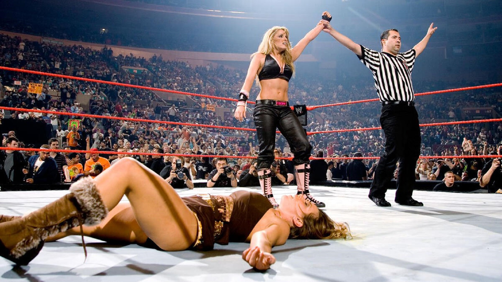 Trish Stratus Mickie James