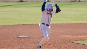 Johnny Nutt pitches complete game win over No. 1 Tampa