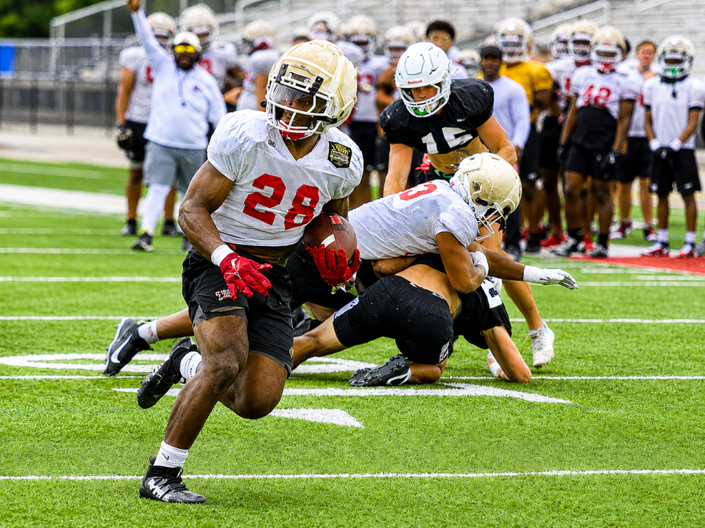 Lee County football sees growth with Roswell OTAs