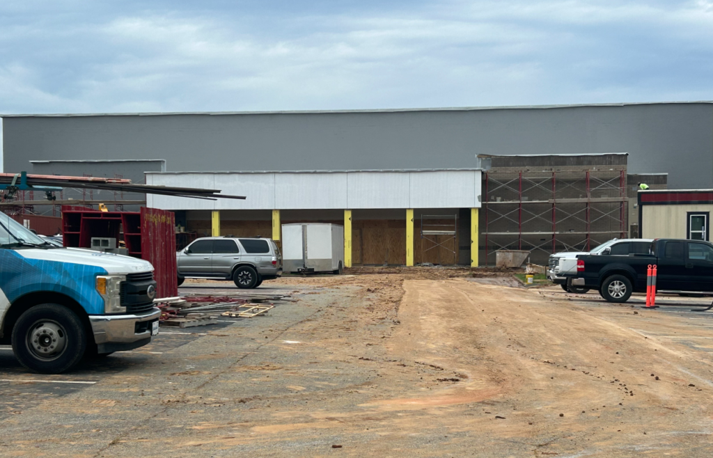 New Lee County gym taking shape