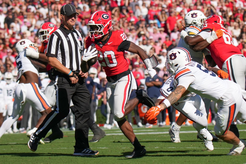 Georgia, Florida Prepare for Rivalry Game at Mercedes-Benz Stadium